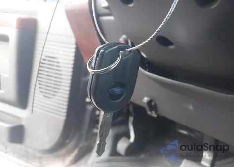 2013 Ford F-250 Lariat из США, поврежденный, VIN 1FT7W2BT4DEA84560